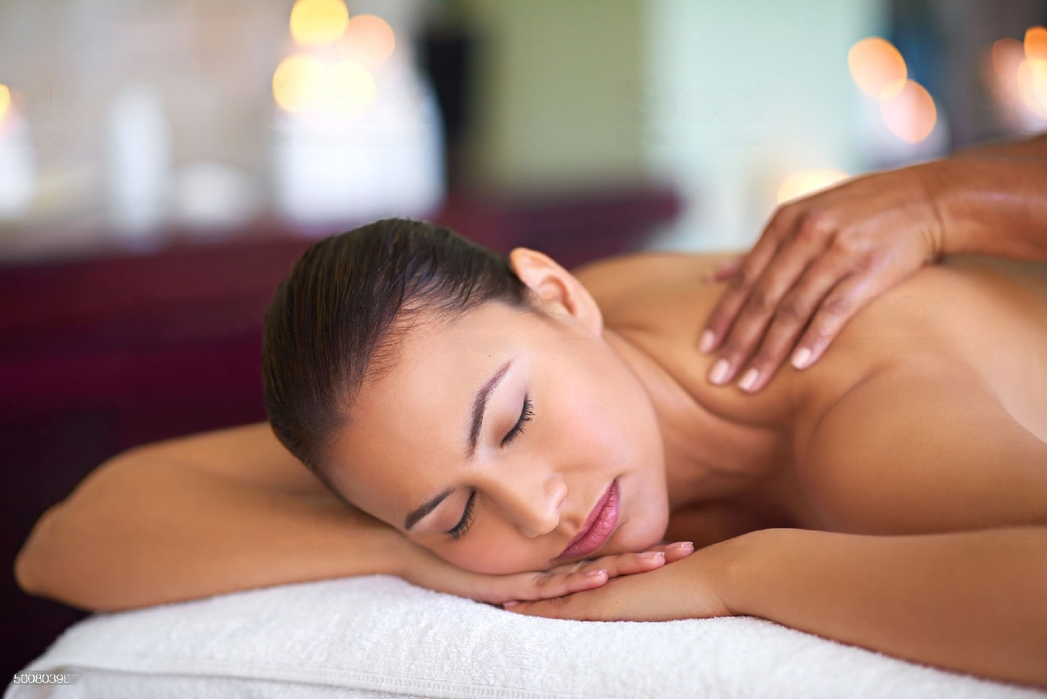Une peau lisse et tonique avec le massage ventouse anti-cellulite de marjolie pause